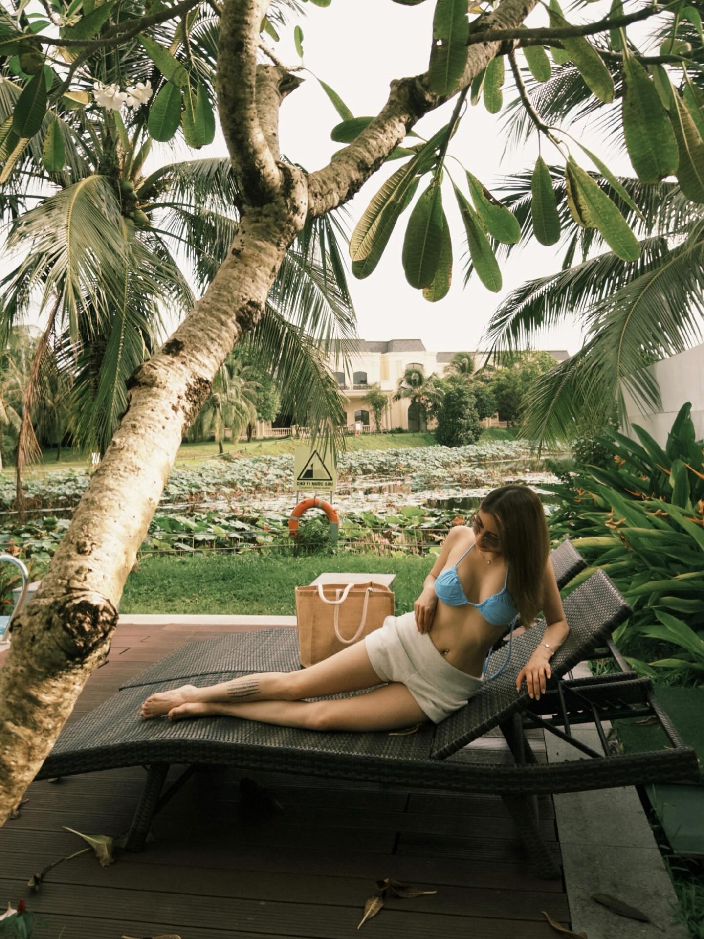 Đăng ảnh kề má thân mật với hot girl nóng bỏng, nam streamer khiến CĐM ghen tị- Ảnh 11. Đăng ảnh kề má thân mật với hot girl nóng bỏng, nam streamer khiến CĐM ghen tị- Ảnh 11.