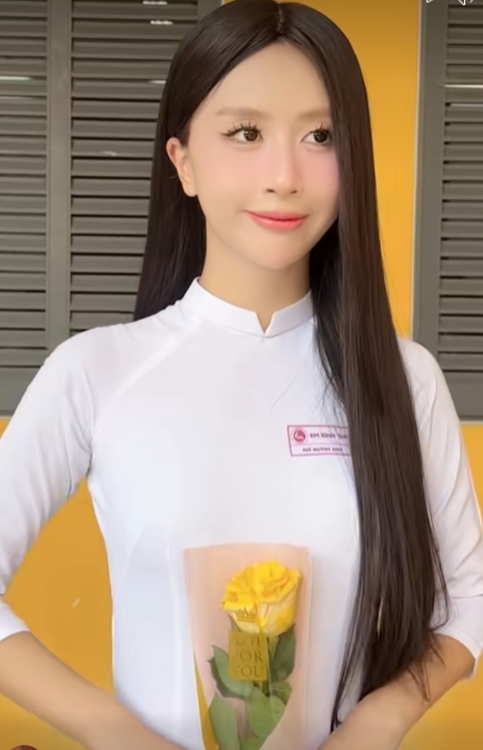 Có gì hot trong clip 6 triệu lượt xem của Quỳnh Anh Shyn?- Ảnh 7.
