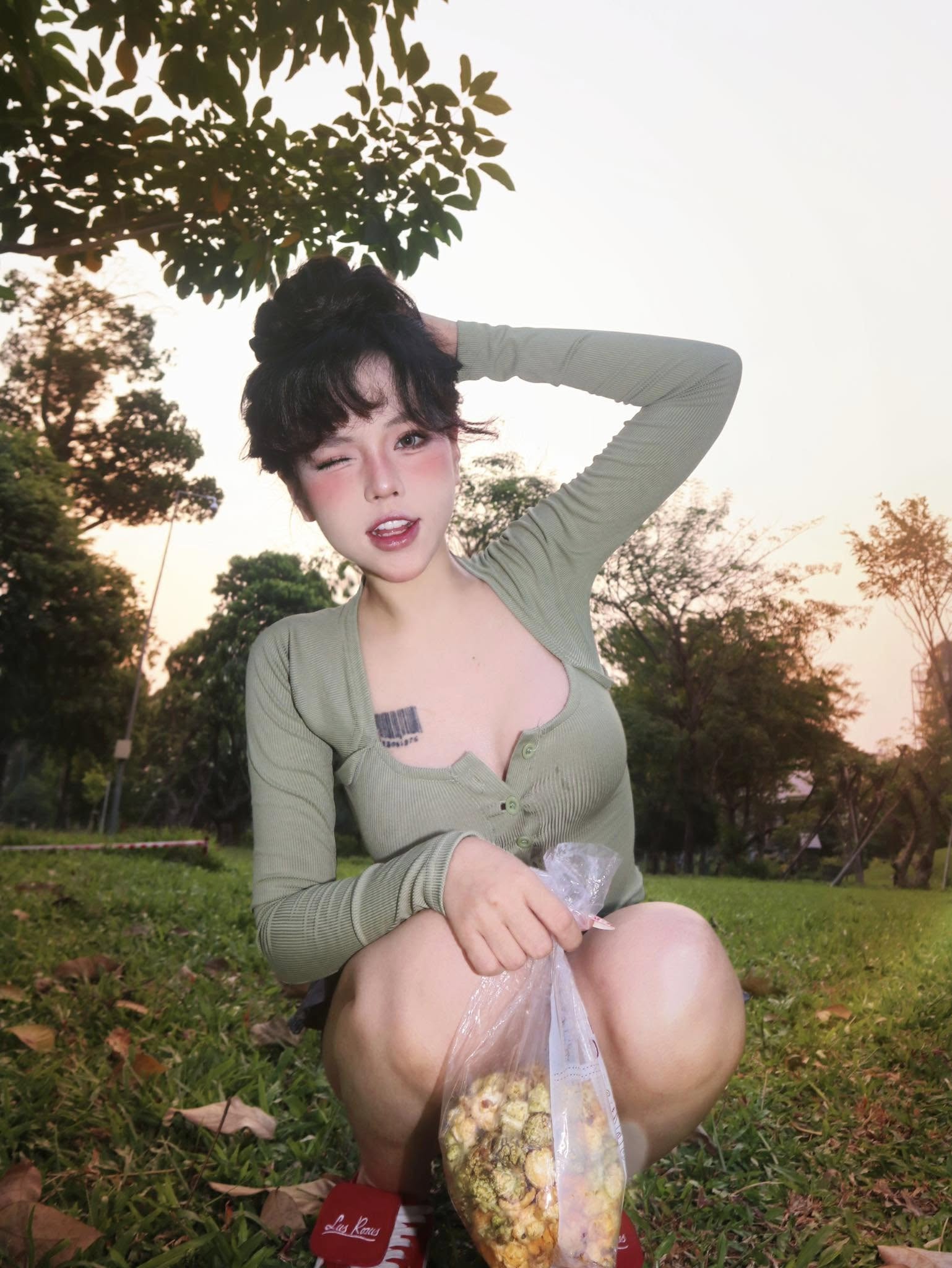 Bảo Khuyên Susan tung video cận cảnh mặt mộc đỉnh cao, thẳng thắn đối chất khi bị hoài nghi dùng app- Ảnh 1. Bảo Khuyên Susan tung video cận cảnh mặt mộc đỉnh cao, thẳng thắn đối chất khi bị hoài nghi dùng app- Ảnh 1.