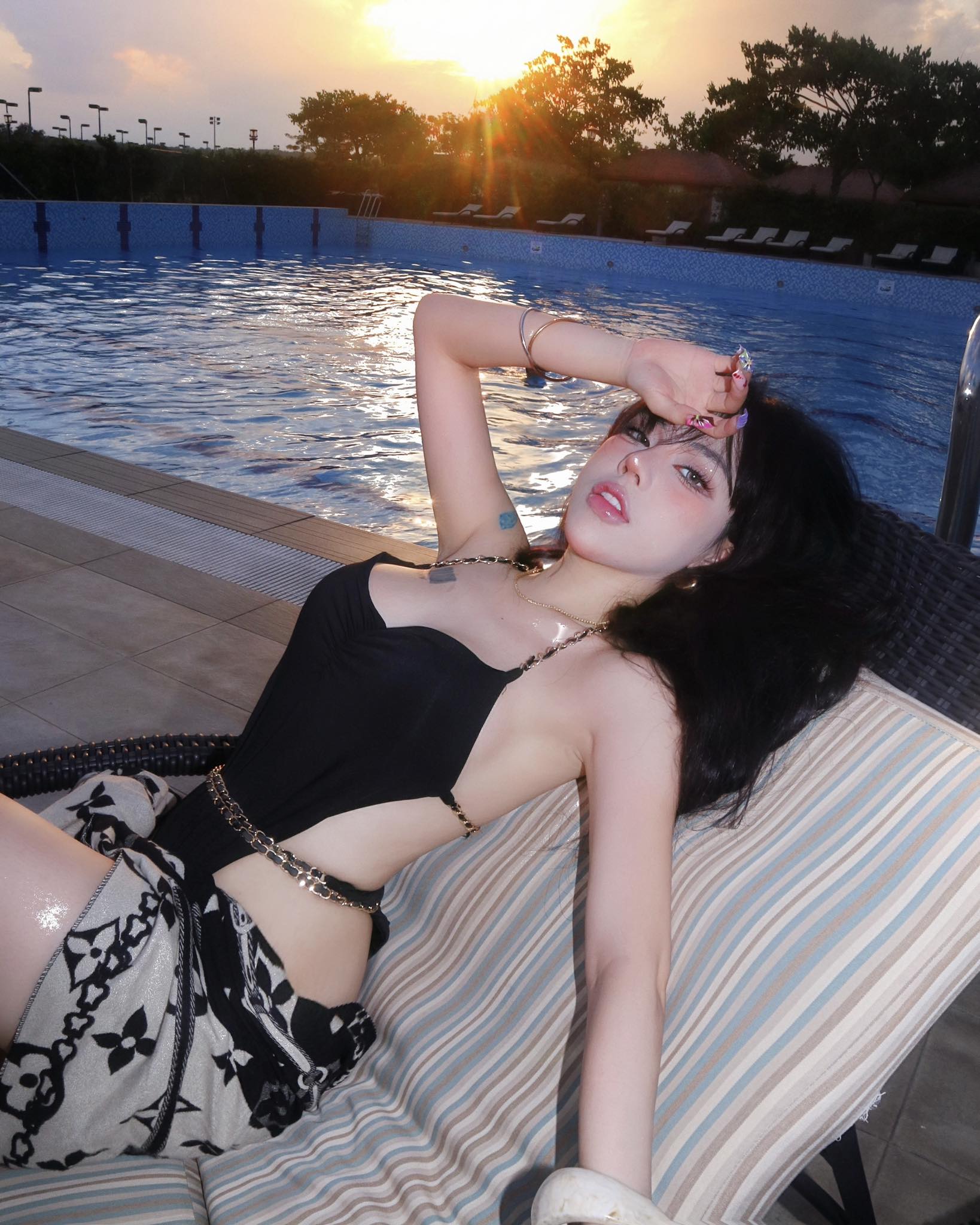 Bảo Khuyên Susan tung video cận cảnh mặt mộc đỉnh cao, thẳng thắn đối chất khi bị hoài nghi dùng app- Ảnh 4. Bảo Khuyên Susan tung video cận cảnh mặt mộc đỉnh cao, thẳng thắn đối chất khi bị hoài nghi dùng app- Ảnh 4.