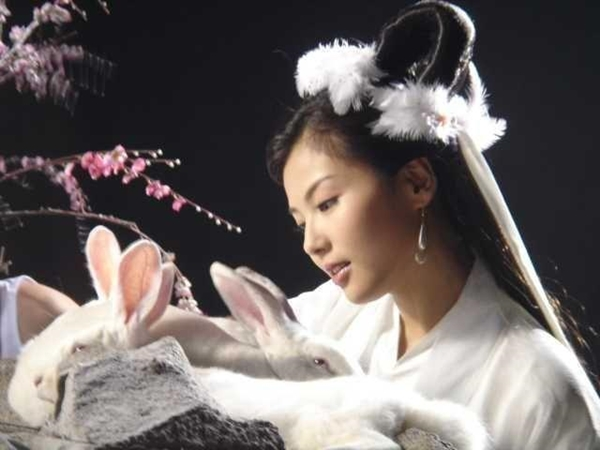 Nhan sắc thật của Hằng Nga được phục dựng nhờ AI, cả châu Á chỉ có duy nhất 1 người đúng chuẩn “xé cổ tích bước ra”- Ảnh 6. Nhan sắc thật của Hằng Nga được phục dựng nhờ AI, cả châu Á chỉ có duy nhất 1 người đúng chuẩn “xé cổ tích bước ra”- Ảnh 6.