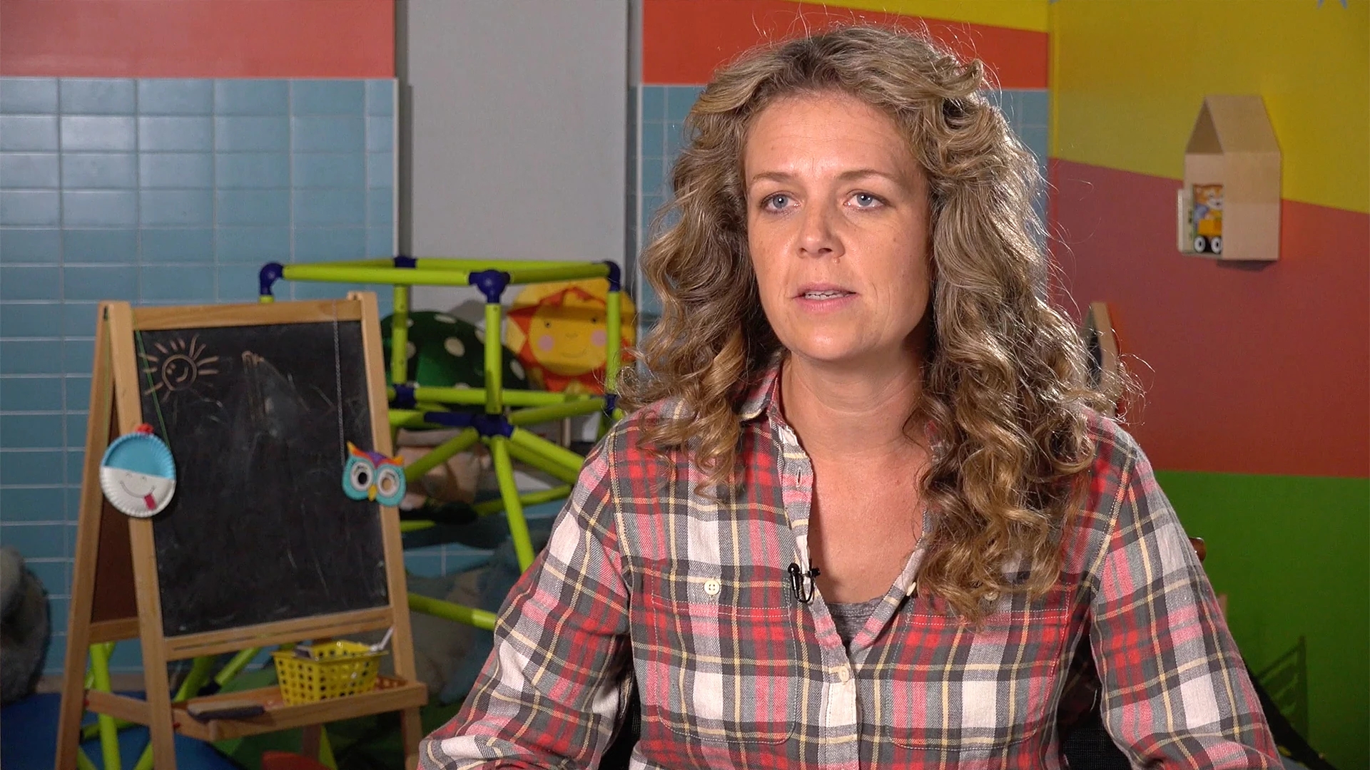 Phim 18+ đang khiến 13,8 triệu người ồ ạt xin tên: Nữ chính Phim 18+ đang khiến 13,8 triệu người ồ ạt xin tên: Nữ chính