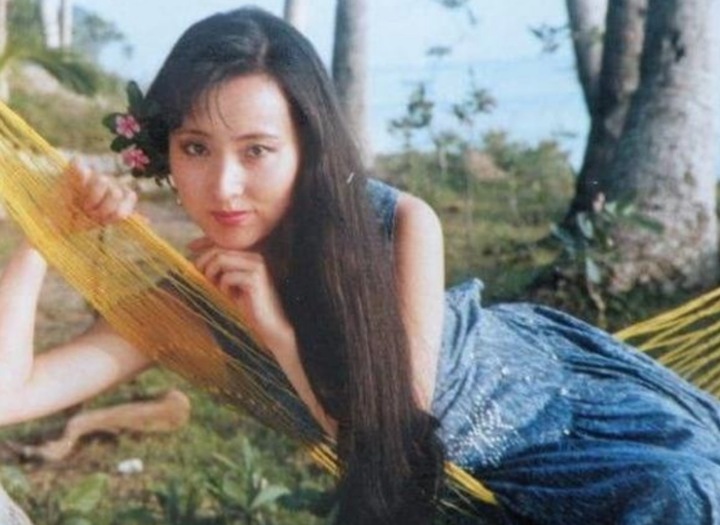 Mỹ nhân đẹp nhất "Hồng lâu mộng": Đi tu sau 2 lần đổ vỡ, ra đi cô độc ở tuổi 41- Ảnh 2.