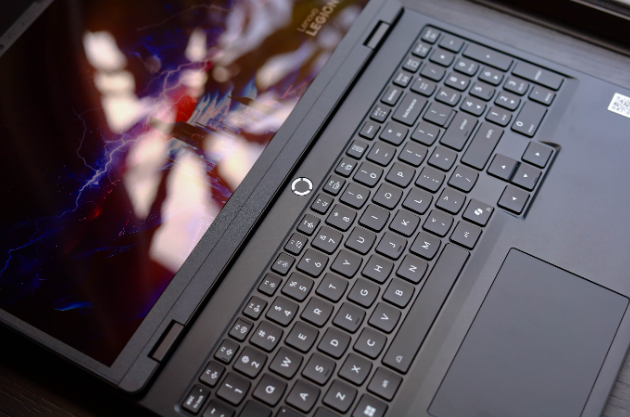 Trải nghiệm Lenovo Legion 5i 15IAX10 – Chiến binh gaming “ẩn mình” trong lớp vỏ lịch thiệp- Ảnh 2. Trải nghiệm Lenovo Legion 5i 15IAX10 – Chiến binh gaming “ẩn mình” trong lớp vỏ lịch thiệp- Ảnh 2.
