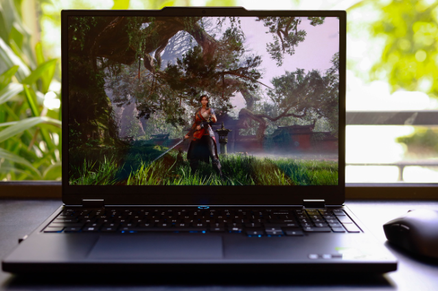 Trải nghiệm Lenovo Legion 5i 15IAX10 – Chiến binh gaming “ẩn mình” trong lớp vỏ lịch thiệp- Ảnh 8. Trải nghiệm Lenovo Legion 5i 15IAX10 – Chiến binh gaming “ẩn mình” trong lớp vỏ lịch thiệp- Ảnh 8.