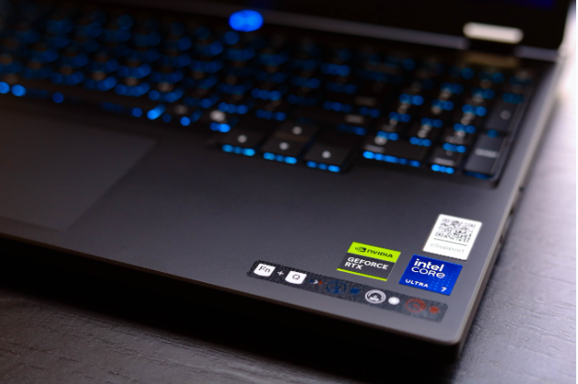 Trải nghiệm Lenovo Legion 5i 15IAX10 – Chiến binh gaming “ẩn mình” trong lớp vỏ lịch thiệp- Ảnh 18. Trải nghiệm Lenovo Legion 5i 15IAX10 – Chiến binh gaming “ẩn mình” trong lớp vỏ lịch thiệp- Ảnh 18.