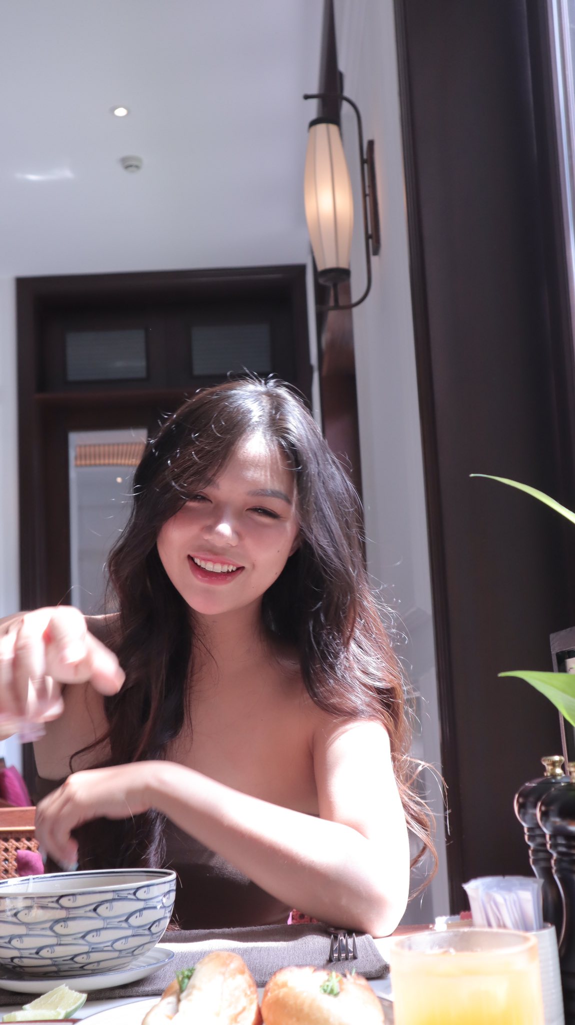 Hội ngộ nữ thần diễu binh, Hội ngộ nữ thần diễu binh,