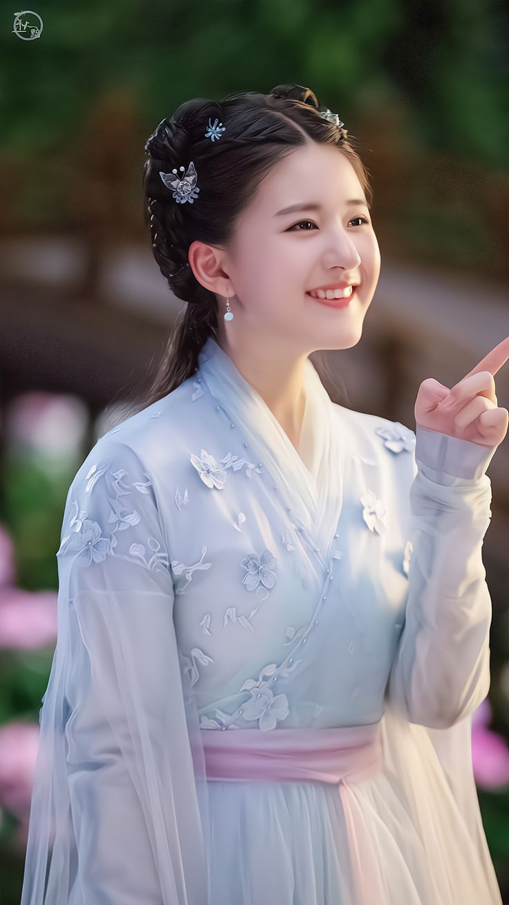 10 mỹ nhân cười đẹp nhất Trung Quốc: Địch Lệ Nhiệt Ba xếp sau Triệu Lộ Tư, hạng 1 vừa hé môi đã thành huyền thoại- Ảnh 6.