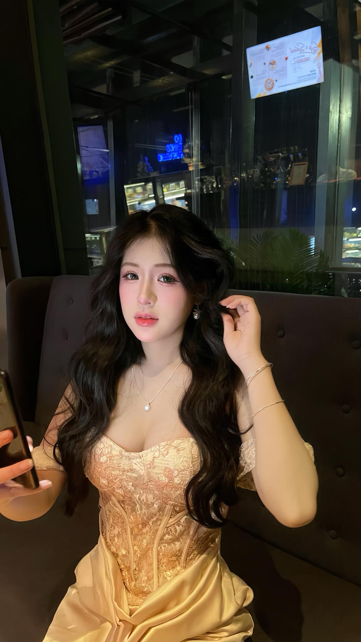 Nhan sắc Nhan sắc