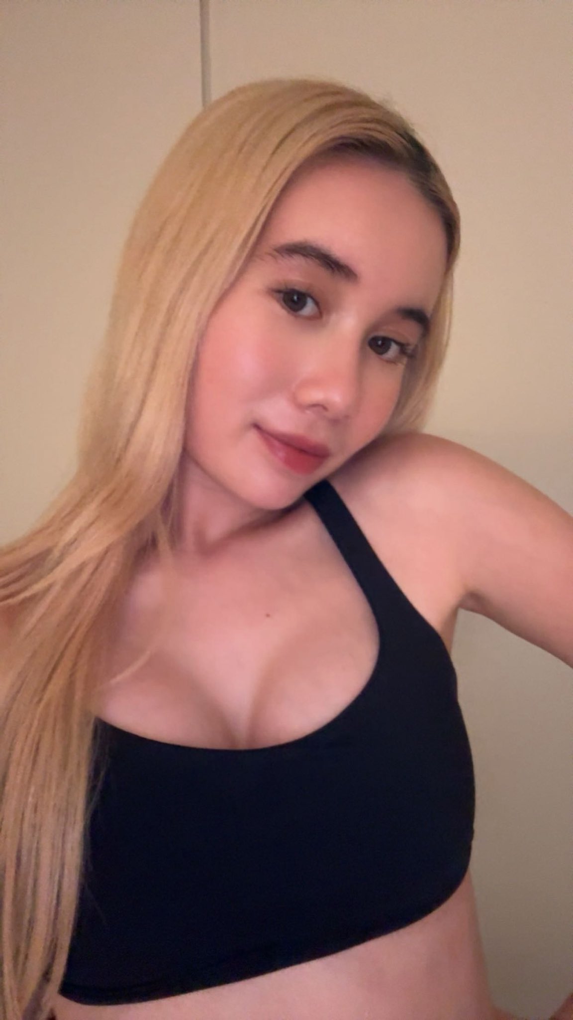 Hot girl thành công kiếm hơn 26 tỷ chỉ trong 3 giờ sau sinh nhật tuổi 18!- Ảnh 1. Hot girl thành công kiếm hơn 26 tỷ chỉ trong 3 giờ sau sinh nhật tuổi 18!- Ảnh 1.