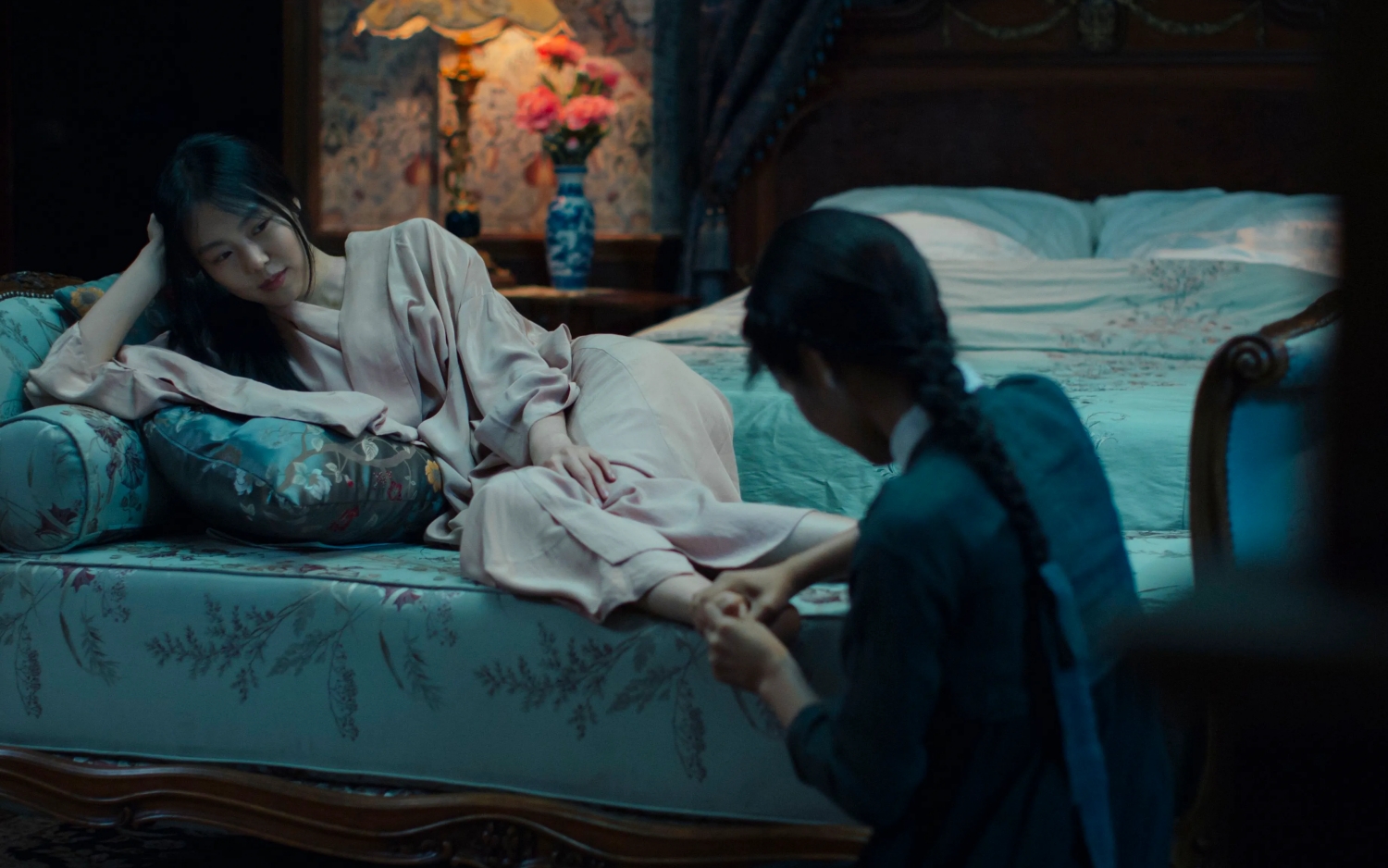 5 phim 18+ là kiệt tác gây sốc nhất mọi thời đại: Cảnh nào cũng nóng vượt mức, xem xong không ngủ nổi- Ảnh 3.