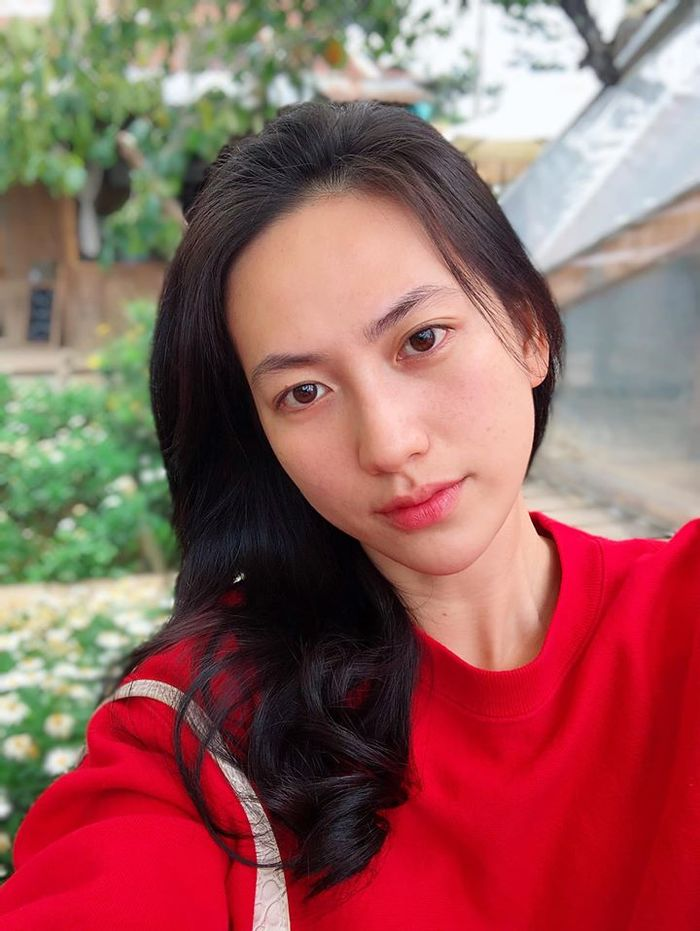 Cận cảnh nhan sắc mỹ nhân được khen đẹp nhất Việt Nam hiện tại, đến cả mặt mộc cũng vô địch thiên hạ- Ảnh 8.