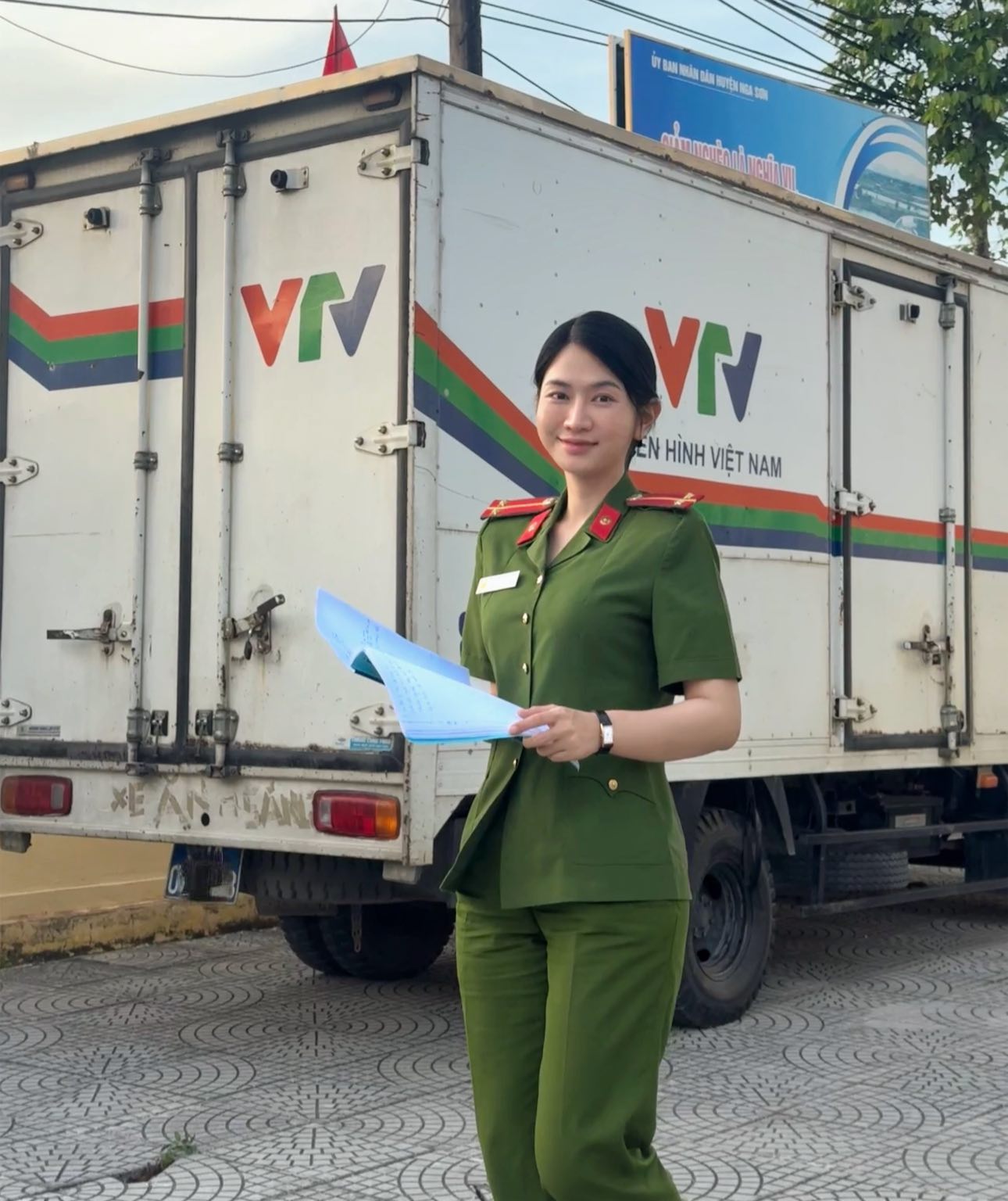 Hiếm lắm mới có mỹ nhân Việt để mặt mộc đẹp không lối thoát, bảo sao 10 triệu fan say như điếu đổ- Ảnh 1. Hiếm lắm mới có mỹ nhân Việt để mặt mộc đẹp không lối thoát, bảo sao 10 triệu fan say như điếu đổ- Ảnh 1.
