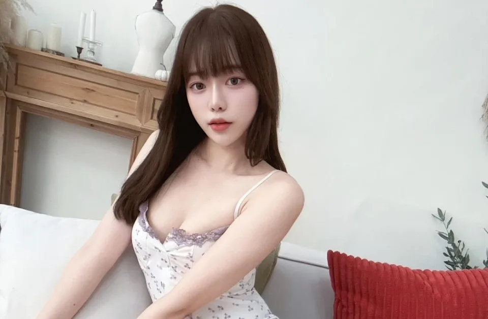 photo-1757471901168
