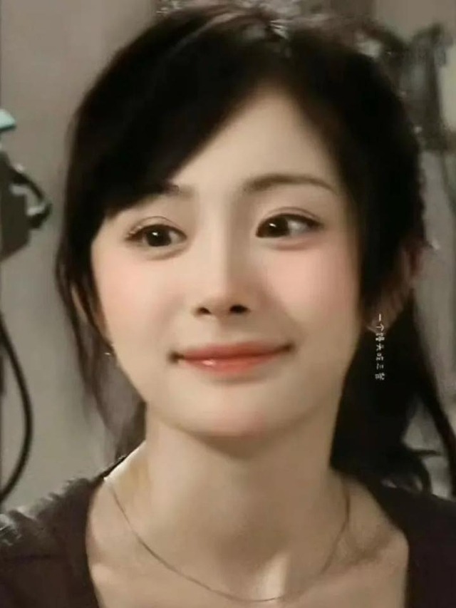 10 mỹ nhân đẹp nhất Cbiz: Cỡ Lưu Diệc Phi chỉ xếp hạng 5, hạng 1 là cái tên không ai ngờ tới!- Ảnh 33. 10 mỹ nhân đẹp nhất Cbiz: Cỡ Lưu Diệc Phi chỉ xếp hạng 5, hạng 1 là cái tên không ai ngờ tới!- Ảnh 33.