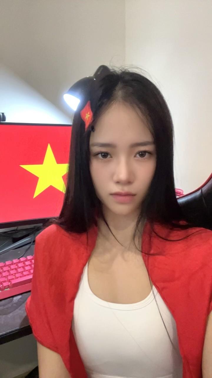 Mai Linh Zuto 