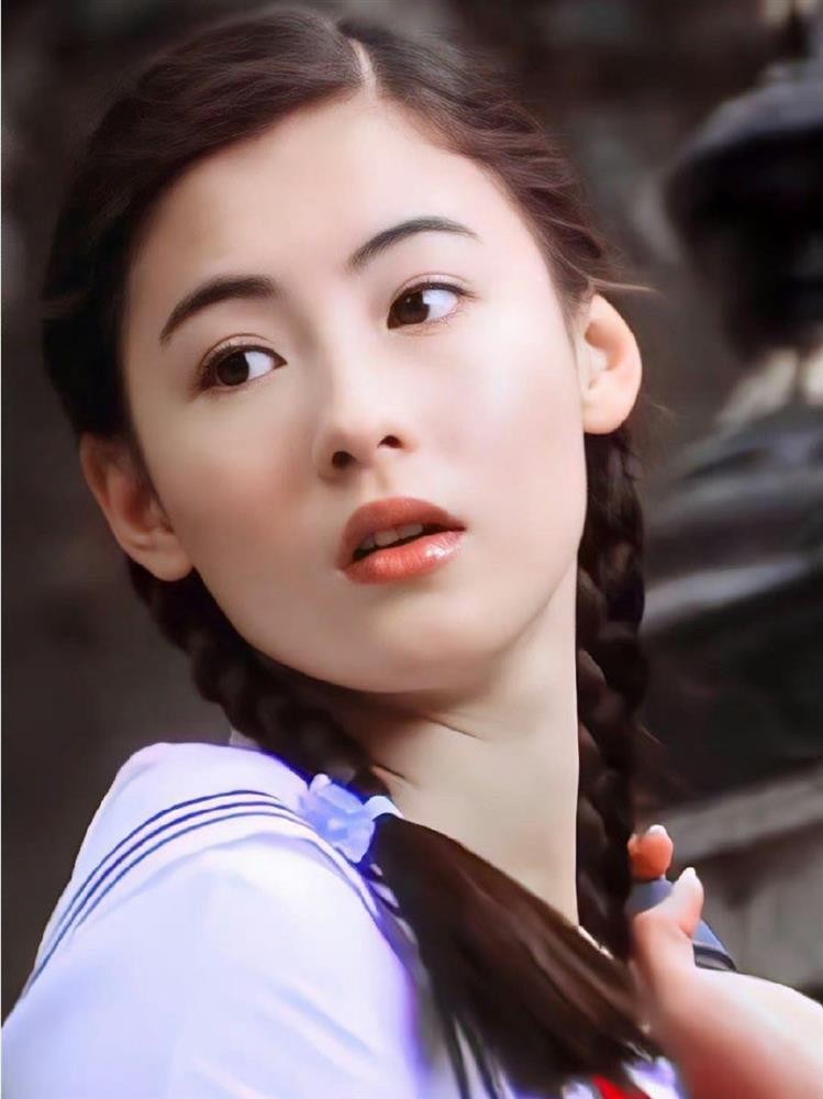 10 mỹ nhân đẹp nhất Cbiz: Cỡ Lưu Diệc Phi chỉ xếp hạng 5, hạng 1 là cái tên không ai ngờ tới!- Ảnh 11. 10 mỹ nhân đẹp nhất Cbiz: Cỡ Lưu Diệc Phi chỉ xếp hạng 5, hạng 1 là cái tên không ai ngờ tới!- Ảnh 11.