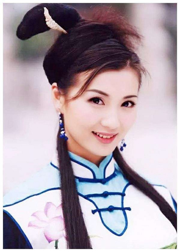 3 biểu tượng nhan sắc “bất biến” hàng đầu thế kỷ 21: Đến Lưu Diệc Phi, Angelababy đụng độ cũng phải 3 biểu tượng nhan sắc “bất biến” hàng đầu thế kỷ 21: Đến Lưu Diệc Phi, Angelababy đụng độ cũng phải