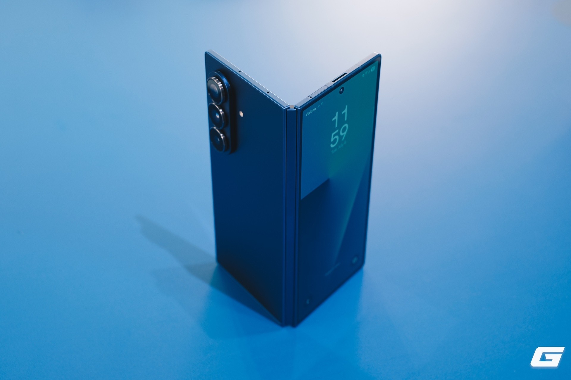 Nhìn lại chặng đường phát triển của smartphone gập: Đã cải tiến và đi xa đến mức nào?- Ảnh 4.