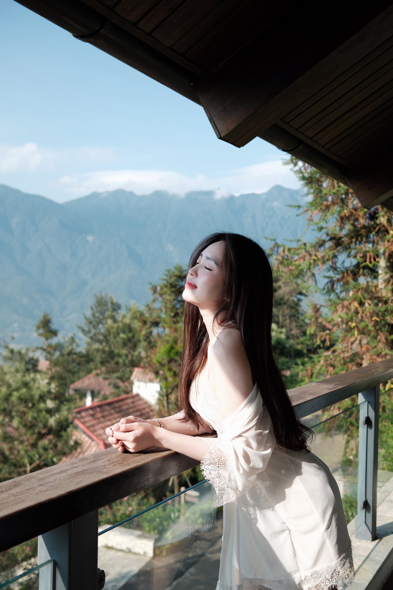 Lê Phương Anh mừng tuổi mới với bộ ảnh sinh nhật ngọt lịm, không thể rời mắt khỏi nhan sắc hot girl- Ảnh 15. Lê Phương Anh mừng tuổi mới với bộ ảnh sinh nhật ngọt lịm, không thể rời mắt khỏi nhan sắc hot girl- Ảnh 15.