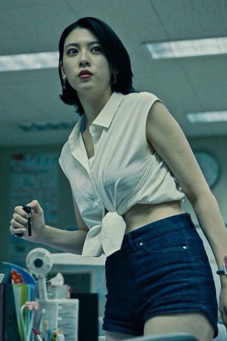 Ngắm mỹ nhân 18+ này mà chỉ muốn ngất luôn tại chỗ: Visual xô đổ mọi chuẩn mực, body nóng bỏng đốt cháy màn hình- Ảnh 4.