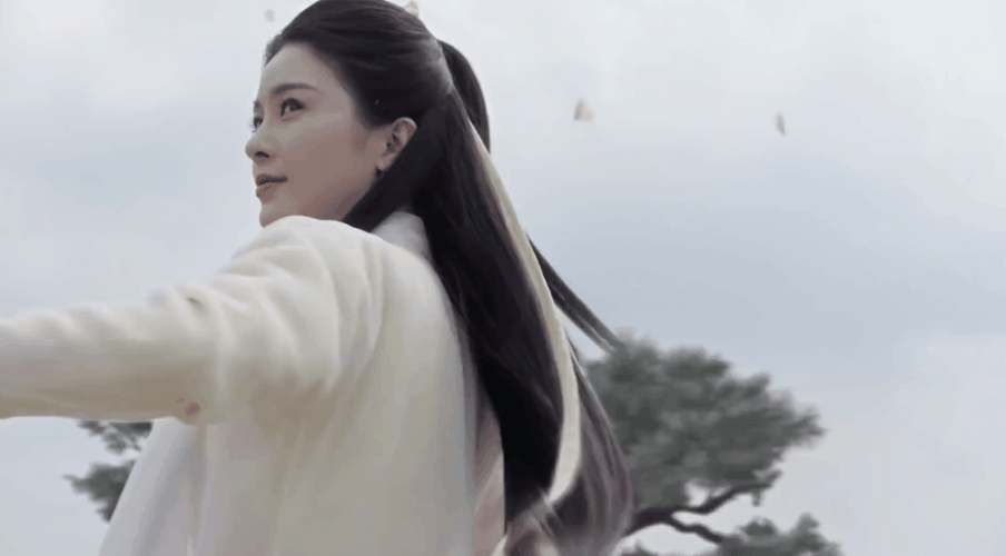 Cái kết của nữ diễn viên đập tiền đi Cái kết của nữ diễn viên đập tiền đi