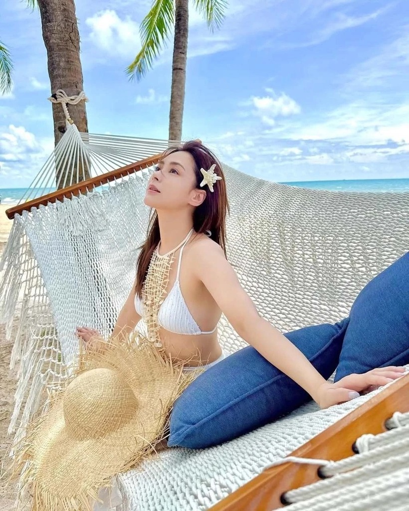 Nữ diễn viên sụp đổ hình tượng 