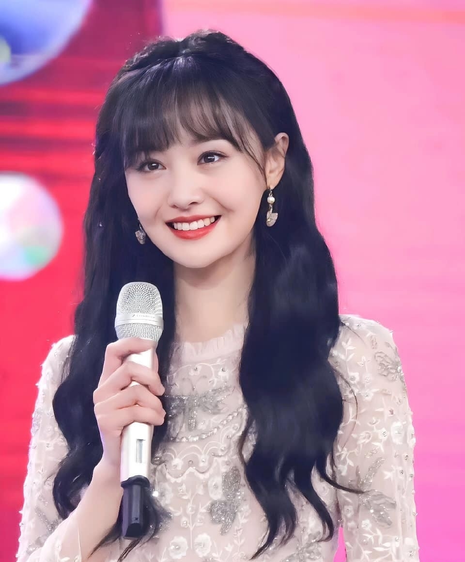 Nếu còn tự trọng mỹ nhân này đừng xuất hiện nữa: Nợ 1100 tỷ không trả, tội lỗi kinh hoàng không thể tha thứ- Ảnh 5. Nếu còn tự trọng mỹ nhân này đừng xuất hiện nữa: Nợ 1100 tỷ không trả, tội lỗi kinh hoàng không thể tha thứ- Ảnh 5.