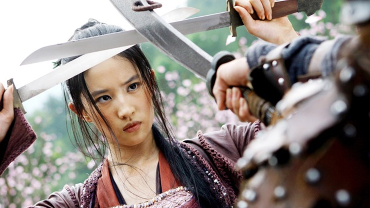 Lưu Diệc Phi lộ nhân cách thật khi bị phóng viên sàm sỡ giữa họp báo- Ảnh 2.