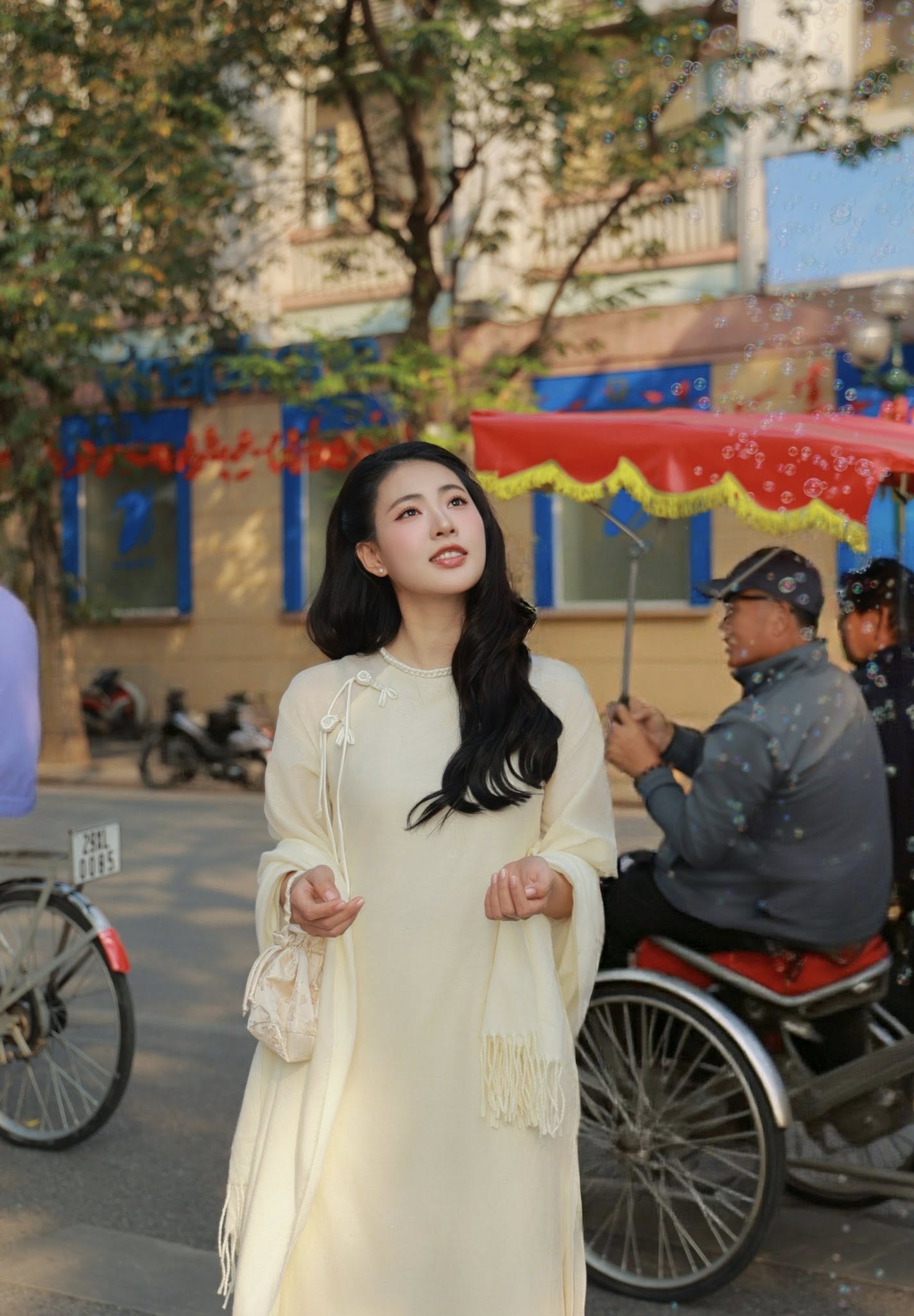 Việt Nam có 1 mỹ nhân đúng chuẩn “sách giáo khoa visual” nhưng cứ cất giọng là nhan sắc giảm hẳn một nửa- Ảnh 4. Việt Nam có 1 mỹ nhân đúng chuẩn “sách giáo khoa visual” nhưng cứ cất giọng là nhan sắc giảm hẳn một nửa- Ảnh 4.