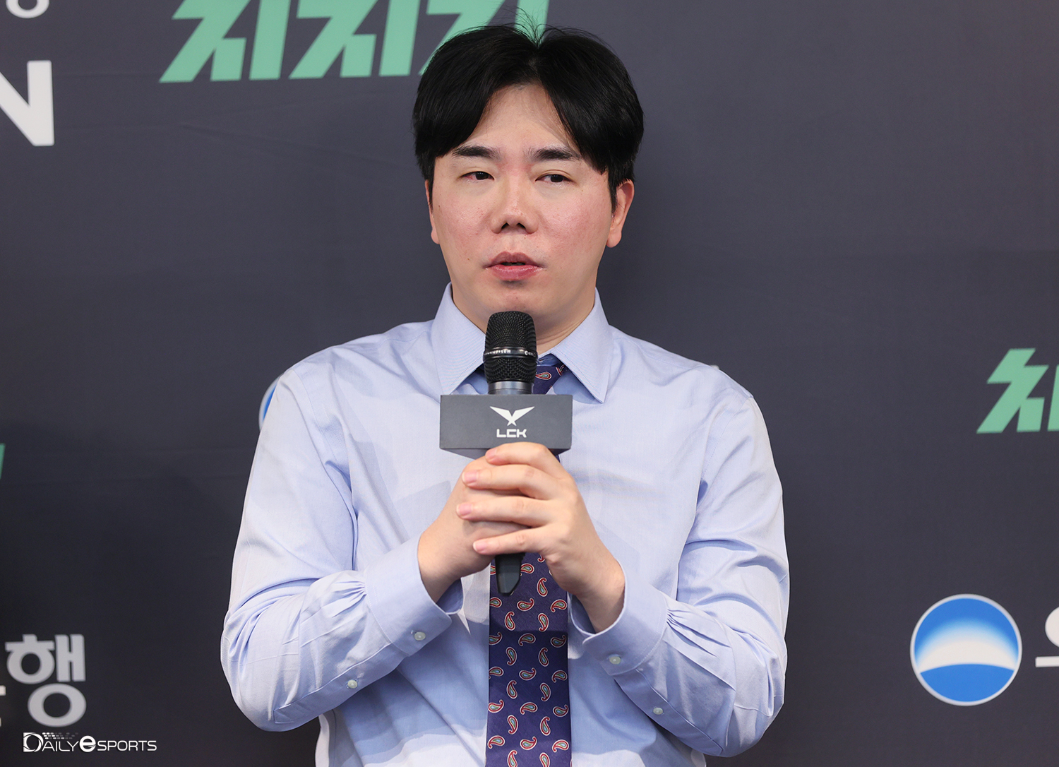 HLV HLE thừa nhận một sự thật cay đắng về "Super Team"- Ảnh 2.