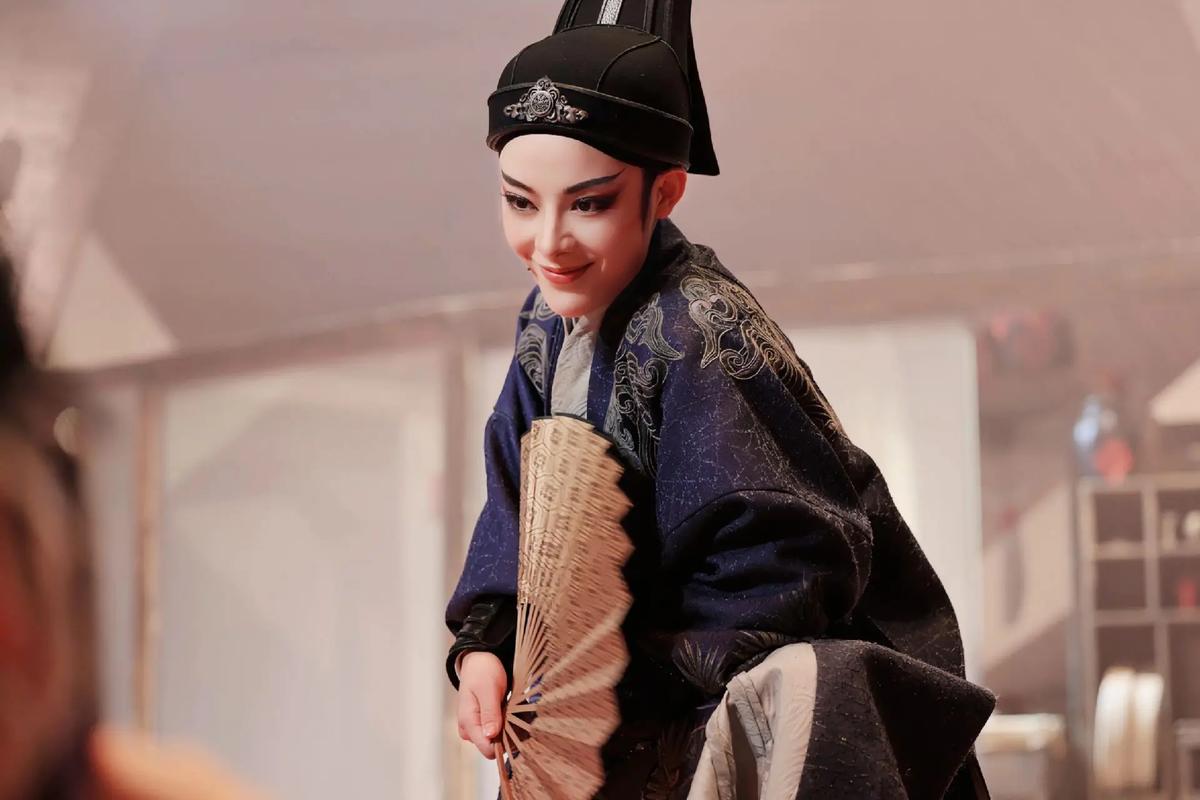 Nhan sắc "phong trần" của mỹ nhân đóng cặp cùng Ngô Kinh, Lý Liên Kiệt trong phim mới- Ảnh 4. Nhan sắc "phong trần" của mỹ nhân đóng cặp cùng Ngô Kinh, Lý Liên Kiệt trong phim mới- Ảnh 4.