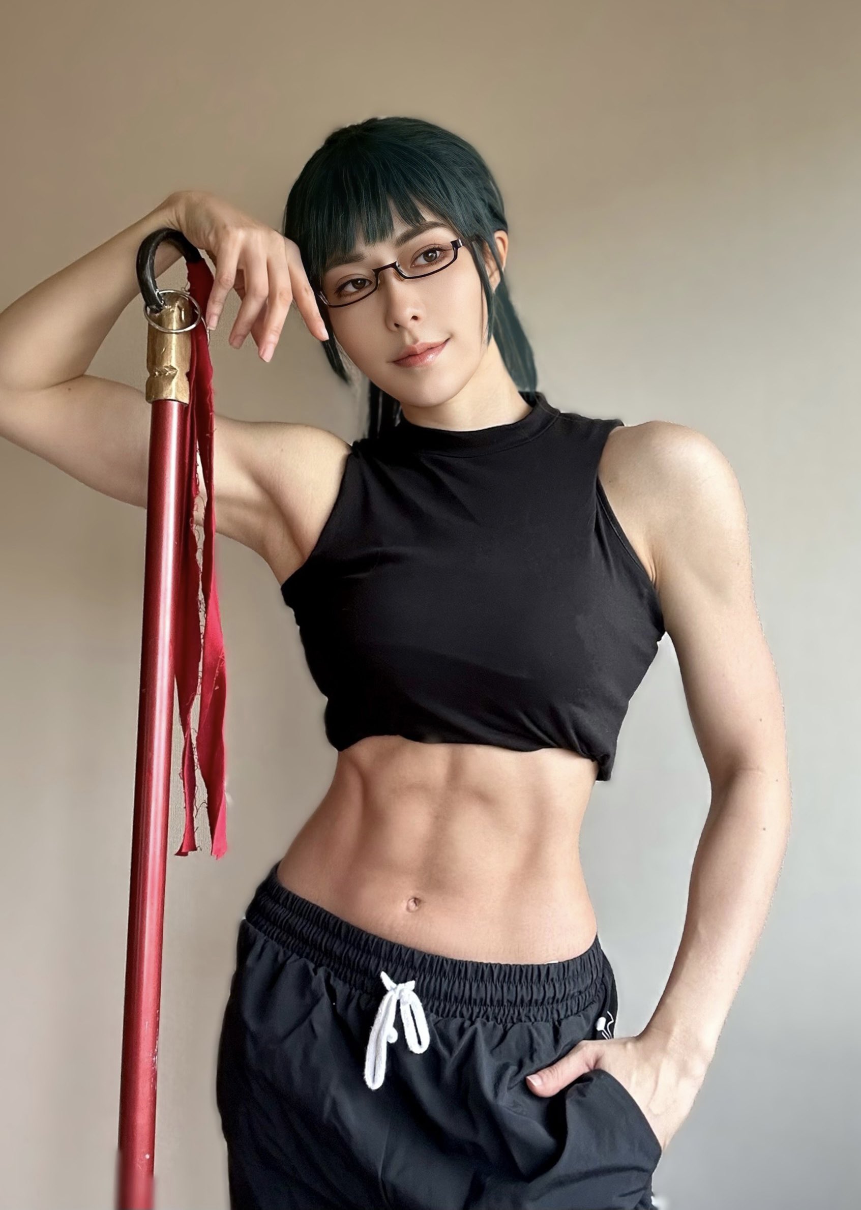 Chấn động màn cosplay Maki trong Jujutsu Kaisen thu về 1 triệu view vì vết sẹo quá thật- Ảnh 4.