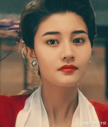 Dàn mỹ nhân khiến hội phu nhân hào môn nghe tên đã tái mặt, nhan sắc vô hạn nhưng ăn gạch đá từ công chúng- Ảnh 2. Dàn mỹ nhân khiến hội phu nhân hào môn nghe tên đã tái mặt, nhan sắc vô hạn nhưng ăn gạch đá từ công chúng- Ảnh 2.