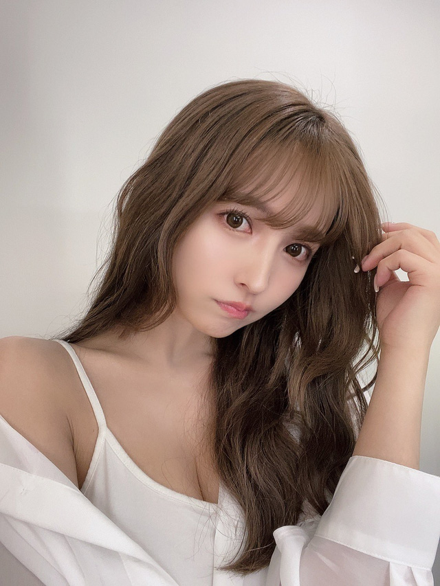 Yua Mikami tiết lộ chi phí sửa nhà khồng lồ, fan trầm trồ 