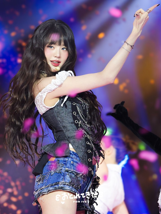 Từ "búp bê sống" đến nghi vấn thẩm mỹ quá đà, nàng It Girl đình đám đang tự hủy nhan sắc vì filler- Ảnh 7.