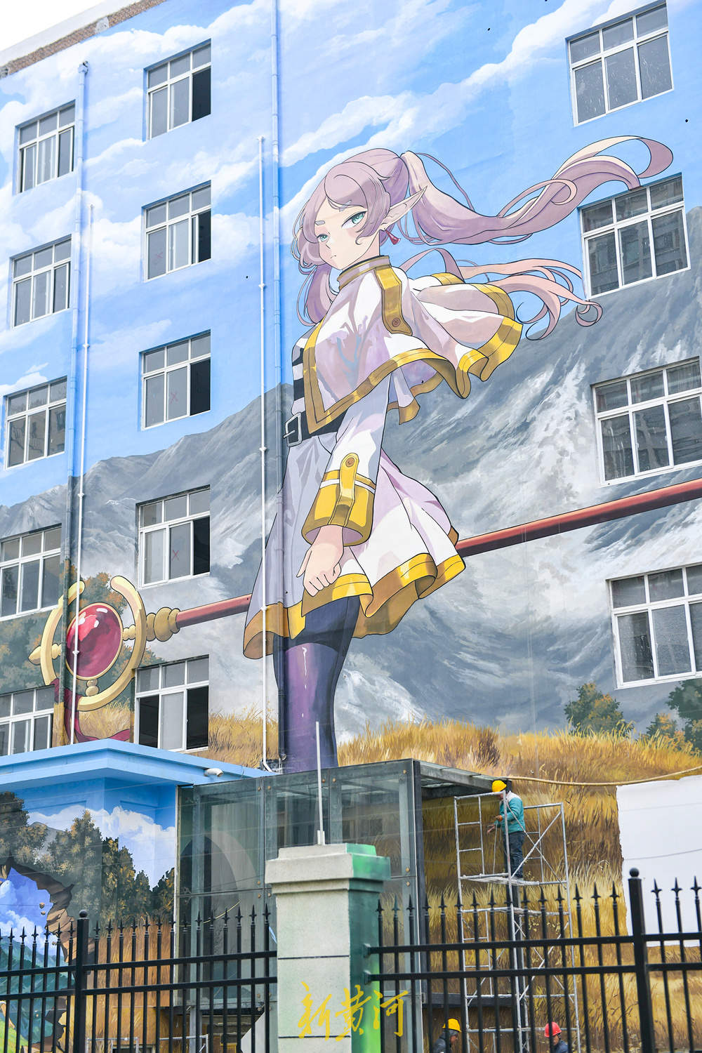 Một trường học cũ rộng 7000 m2 "lột xác" thành thiên đường Anime- Ảnh 1.