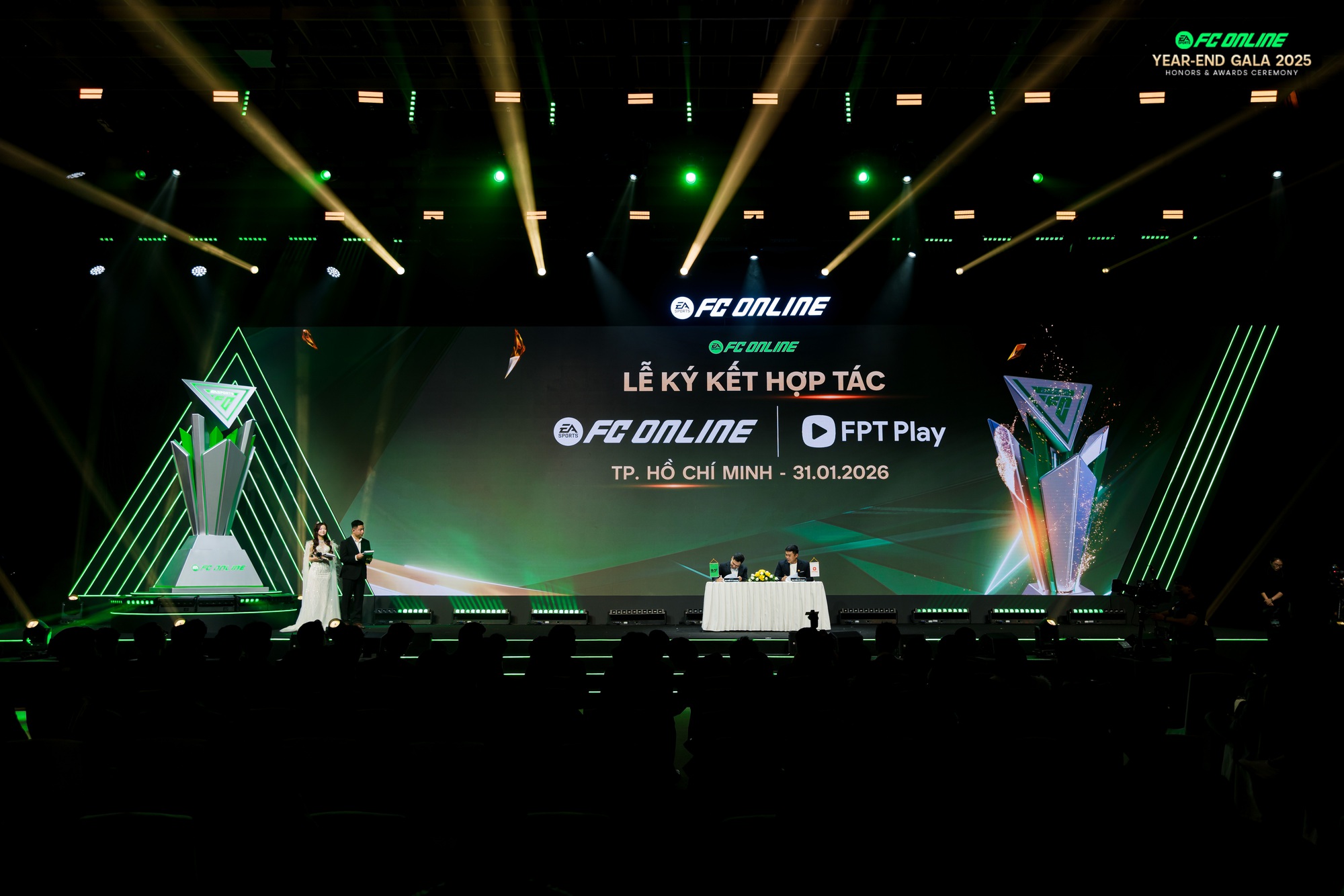 FC Online Year-End Gala 2025 - “Shine Your Journey – Build Our Greatness”- Ảnh 12.