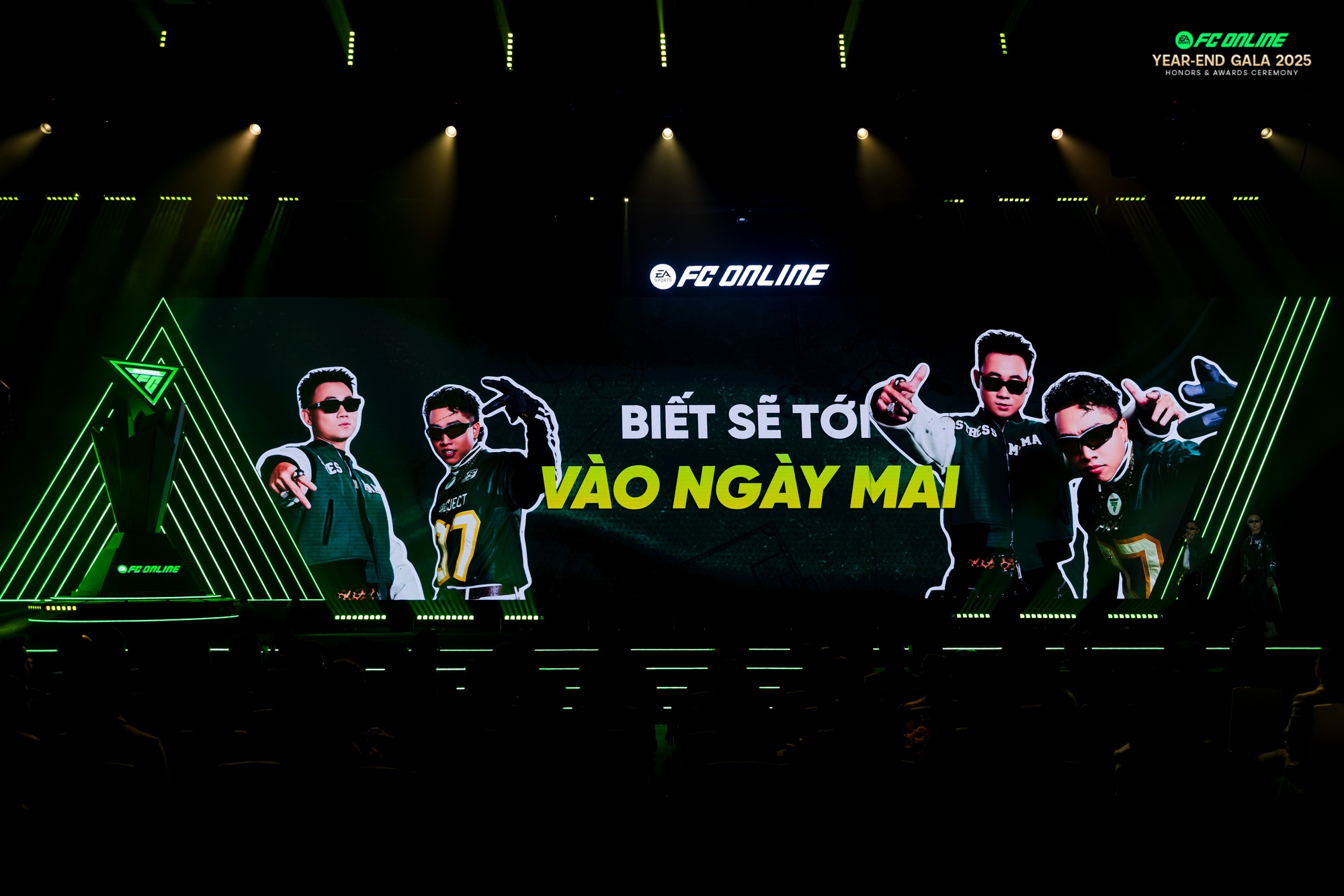 FC Online Year-End Gala 2025 - “Shine Your Journey – Build Our Greatness”- Ảnh 5.