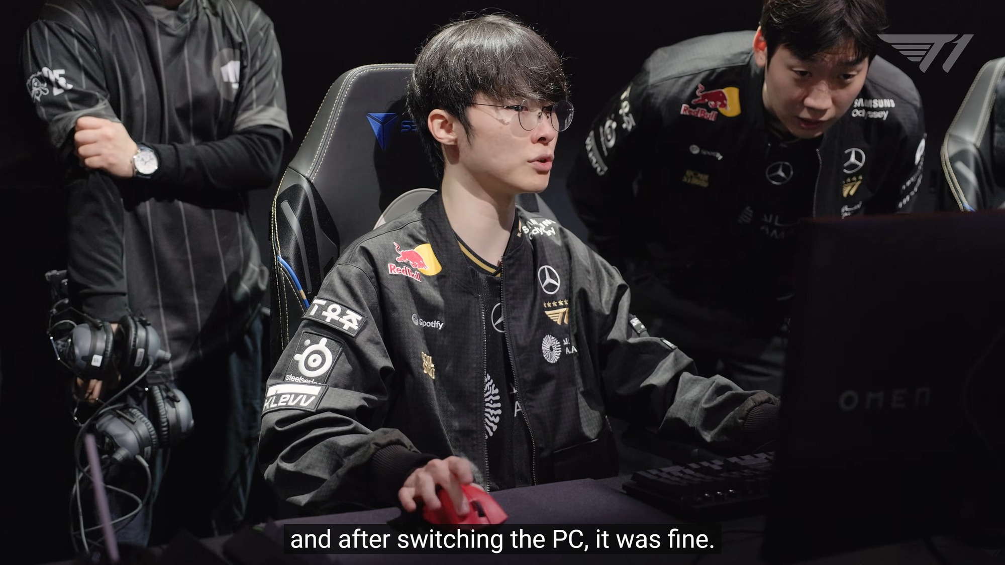 Từng giành vô số danh hiệu nhưng hóa ra Faker cũng vô cùng "tâm linh" khi thi đấu- Ảnh 2.