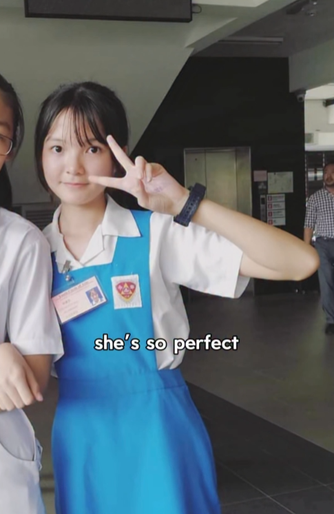 photo-1767670665847 photo-1767670665847