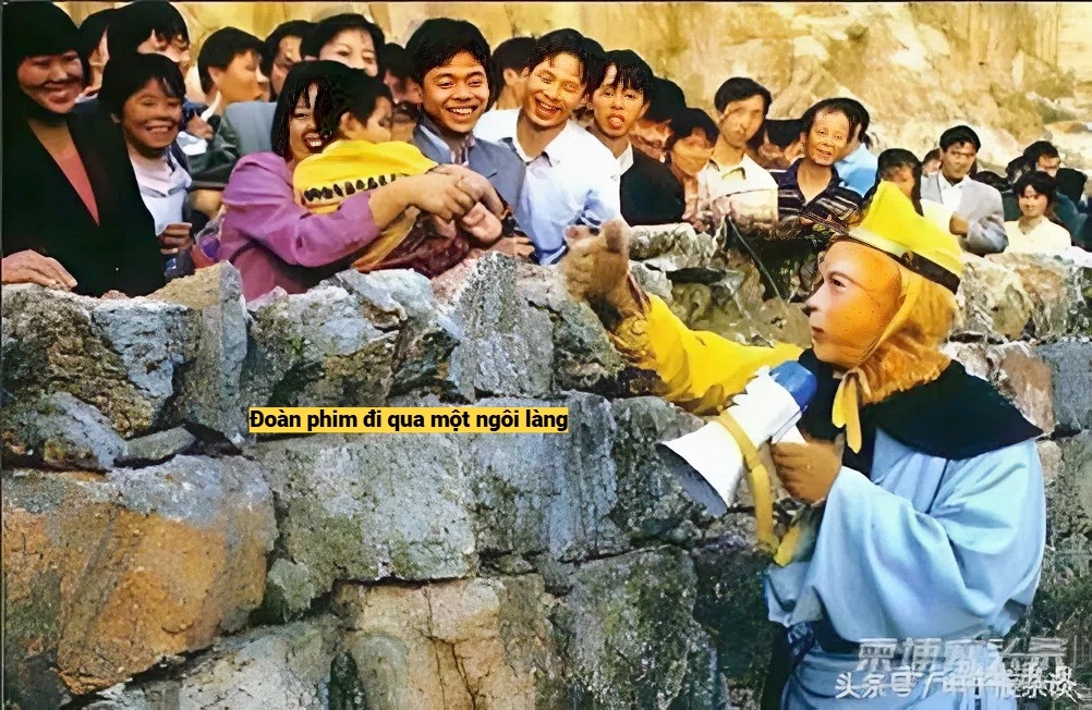 Không thể tin có phim cổ trang chiếu 4000 lần vẫn chiếm top 1 rating cả nước, nam chính là bạch nguyệt quang của 1,4 tỷ người- Ảnh 5. Không thể tin có phim cổ trang chiếu 4000 lần vẫn chiếm top 1 rating cả nước, nam chính là bạch nguyệt quang của 1,4 tỷ người- Ảnh 5.