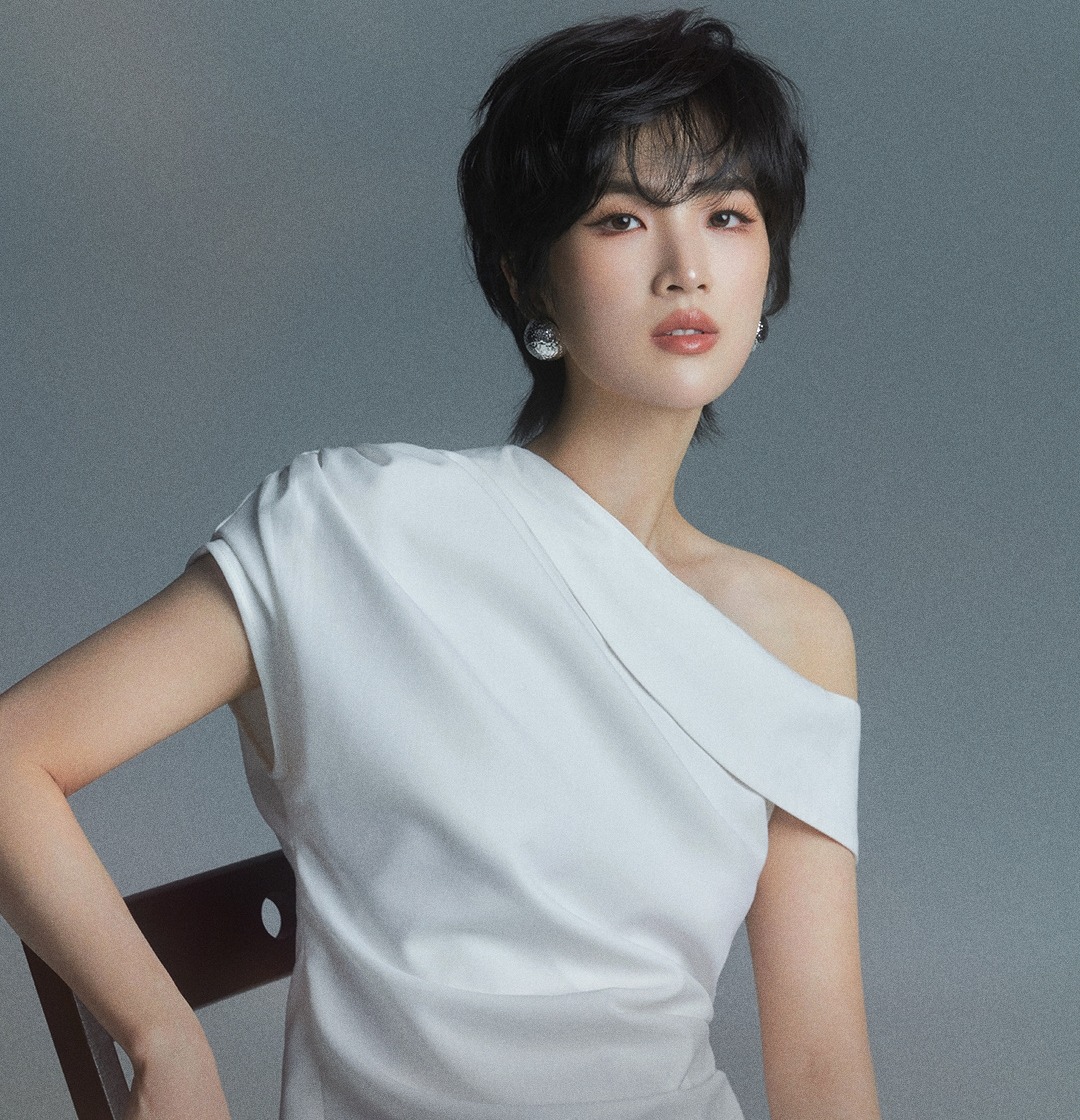 "Công chúa Huawei" đóng phim cổ trang: Khi ái nữ tỷ phú quyết tâm xóa mác bình hoa- Ảnh 6.