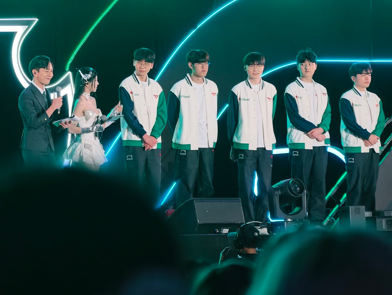 LCK Roadshow tại Việt Nam sẽ khó lòng có T1, lý do đã quá rõ ràng- Ảnh 3. LCK Roadshow tại Việt Nam sẽ khó lòng có T1, lý do đã quá rõ ràng- Ảnh 3.