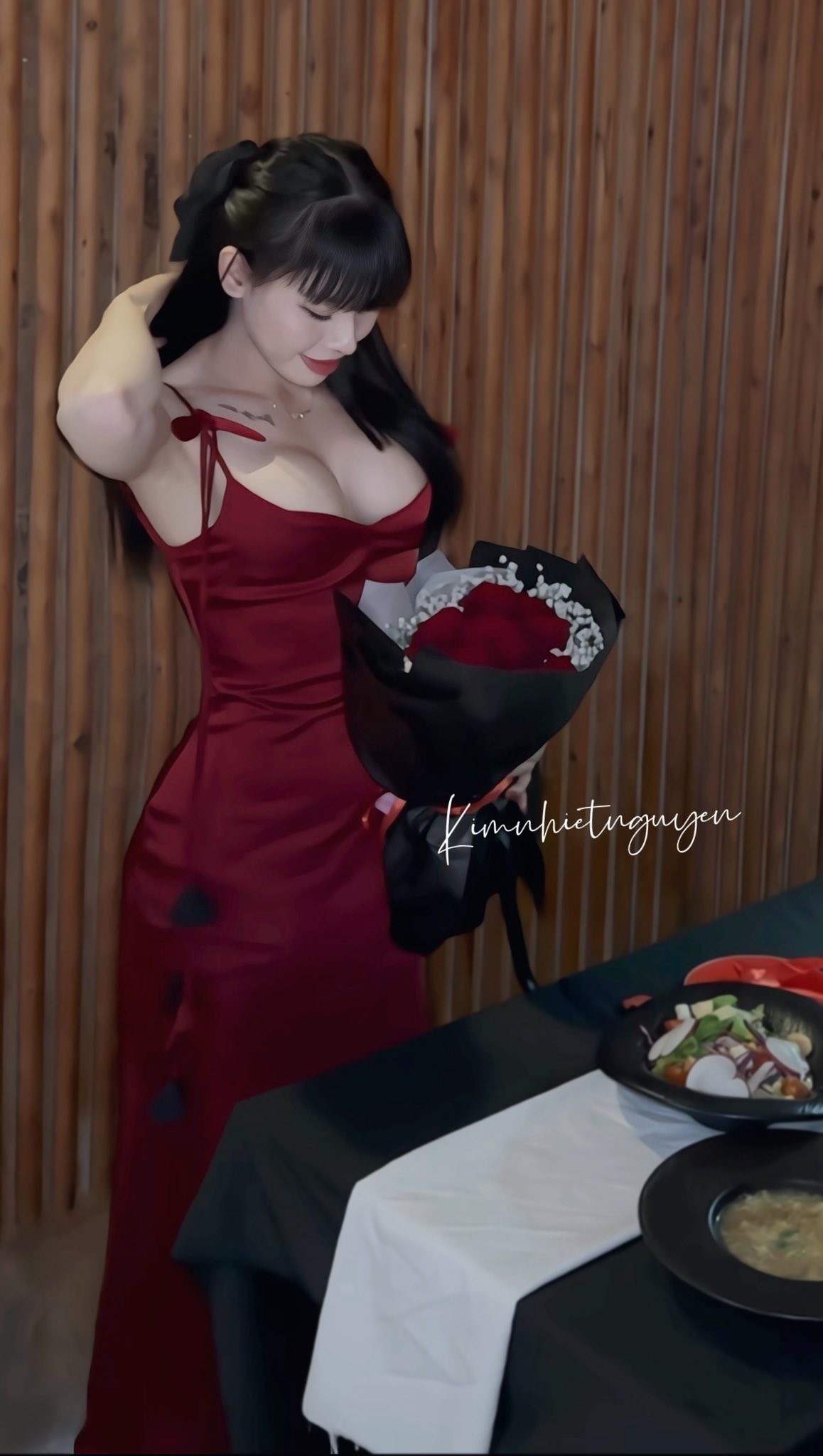 "Lên đồ" đi chơi Valentine, hot gymer khiến người xem "ngợp thở" với body quyến rũ- Ảnh 4.