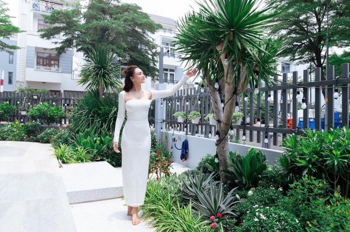 "Ngọc nữ màn ảnh" tuổi Ngọ nổi đình đám, U40 giàu có nhưng vẫn độc thân- Ảnh 2.