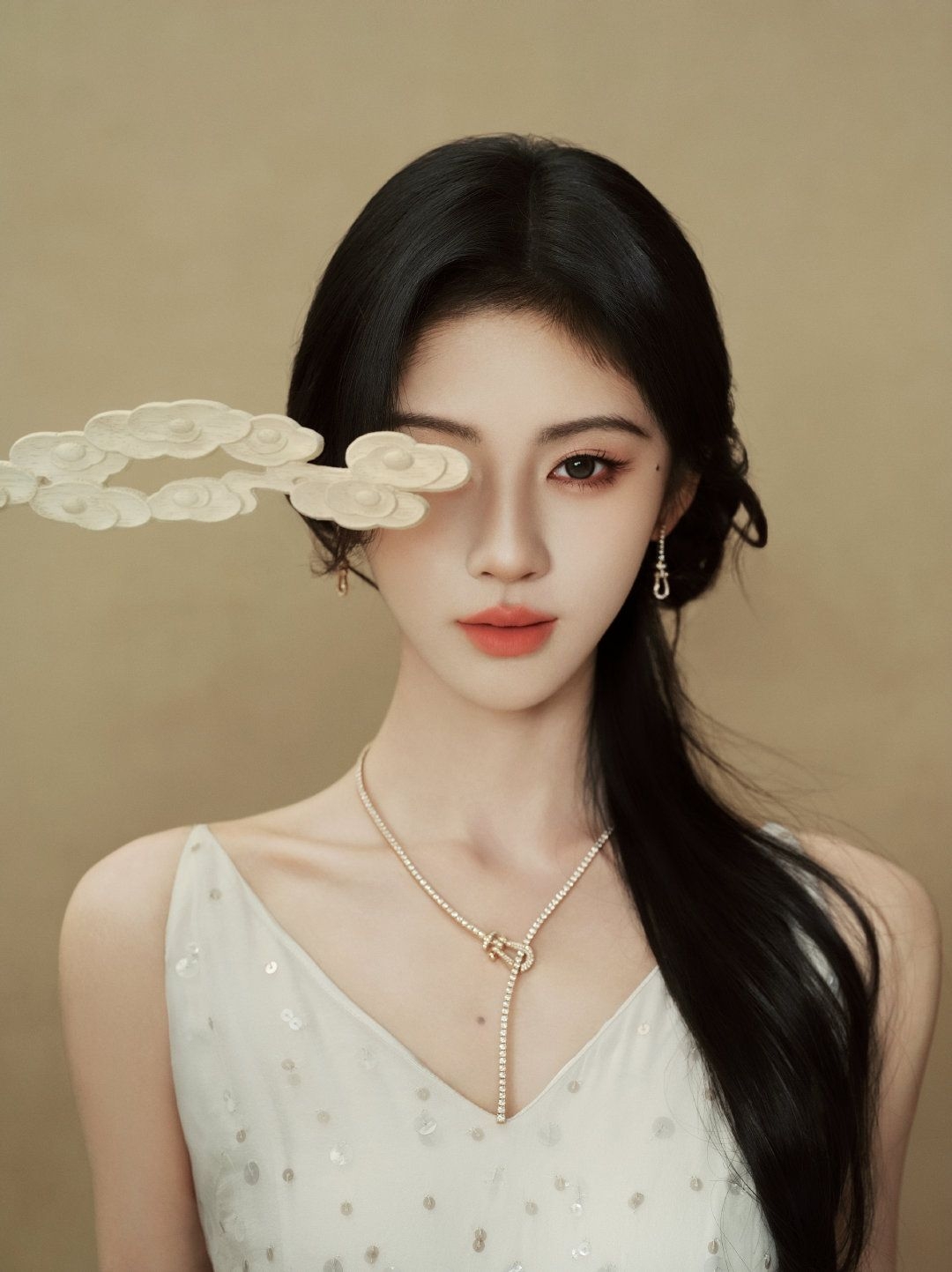 Khen mỹ nhân này đẹp nhất Tết 2026 có quá không trời: Visual nét căng đã con mắt, ngắm xong may mắn cả năm- Ảnh 5. Khen mỹ nhân này đẹp nhất Tết 2026 có quá không trời: Visual nét căng đã con mắt, ngắm xong may mắn cả năm- Ảnh 5.