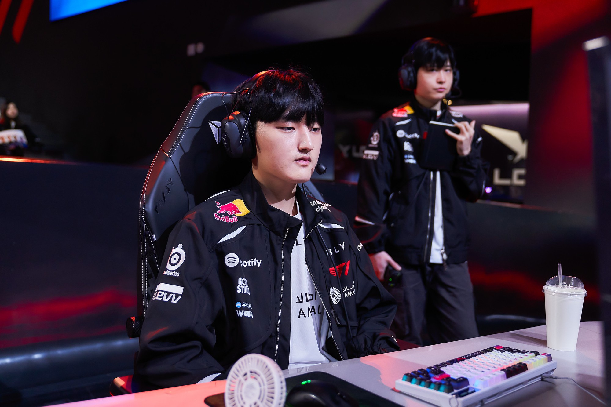 Siêu sao T1 tiếp tục có thêm một thống kê "đáng quên"- Ảnh 1. Siêu sao T1 tiếp tục có thêm một thống kê "đáng quên"- Ảnh 1.