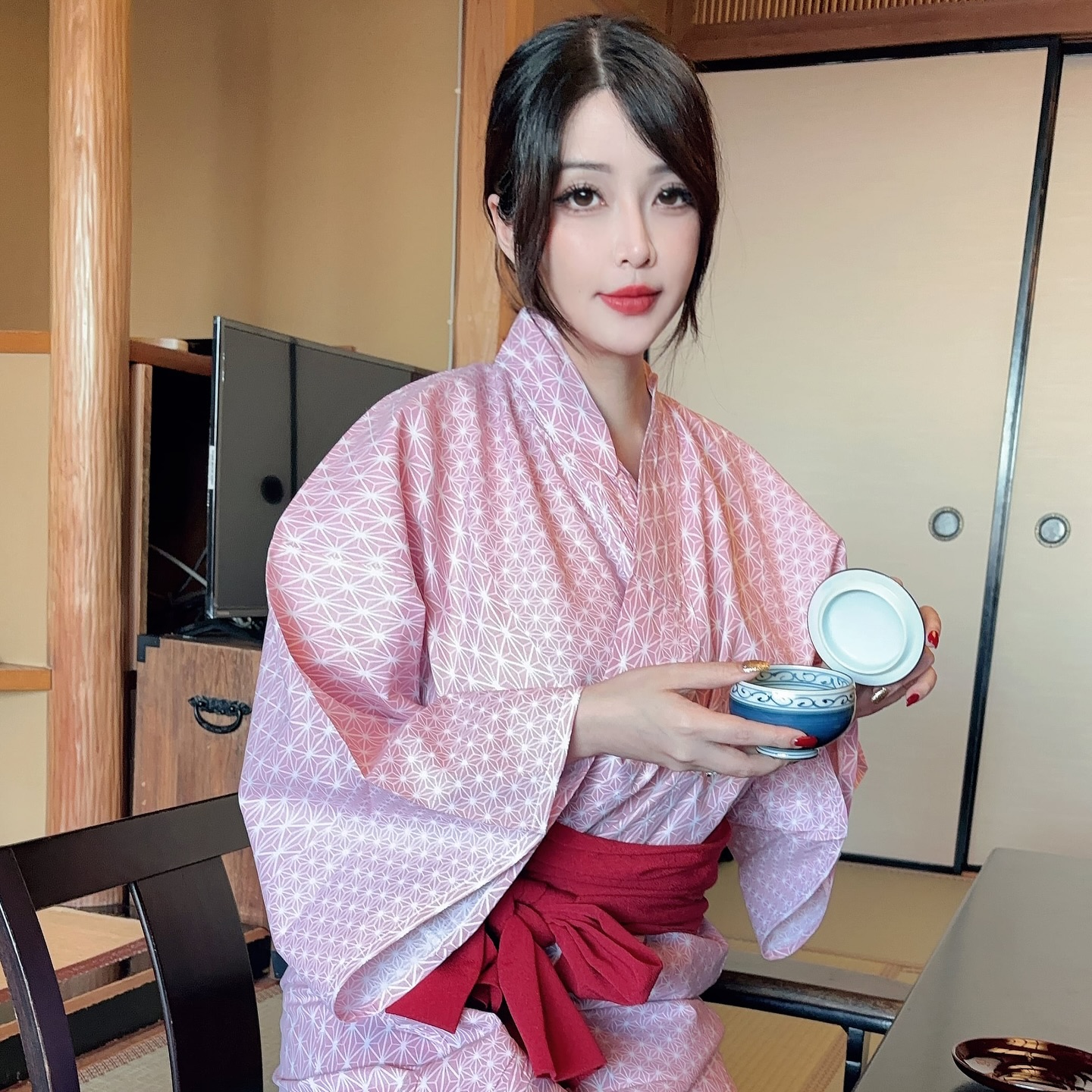 Nữ cosplayer người Việt tung ảnh đón tết, kín đáo nhưng đầy gợi cảm- Ảnh 4. Nữ cosplayer người Việt tung ảnh đón tết, kín đáo nhưng đầy gợi cảm- Ảnh 4.