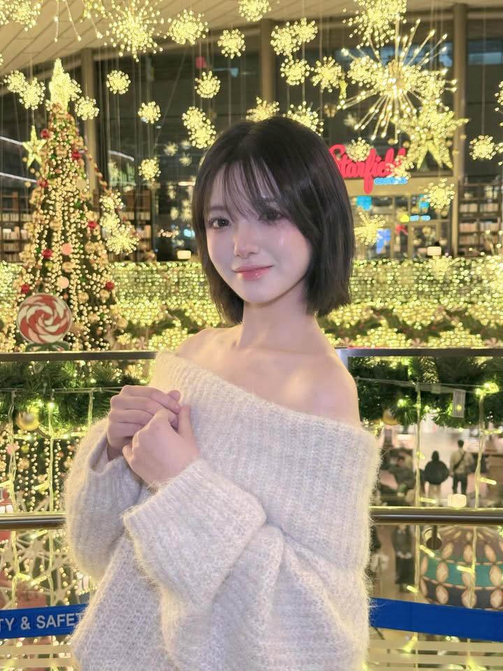 Nữ streamer được cộng đồng “săn lùng info” khi vô tình xuất hiện trên khán đài giải VALORANT- Ảnh 3.